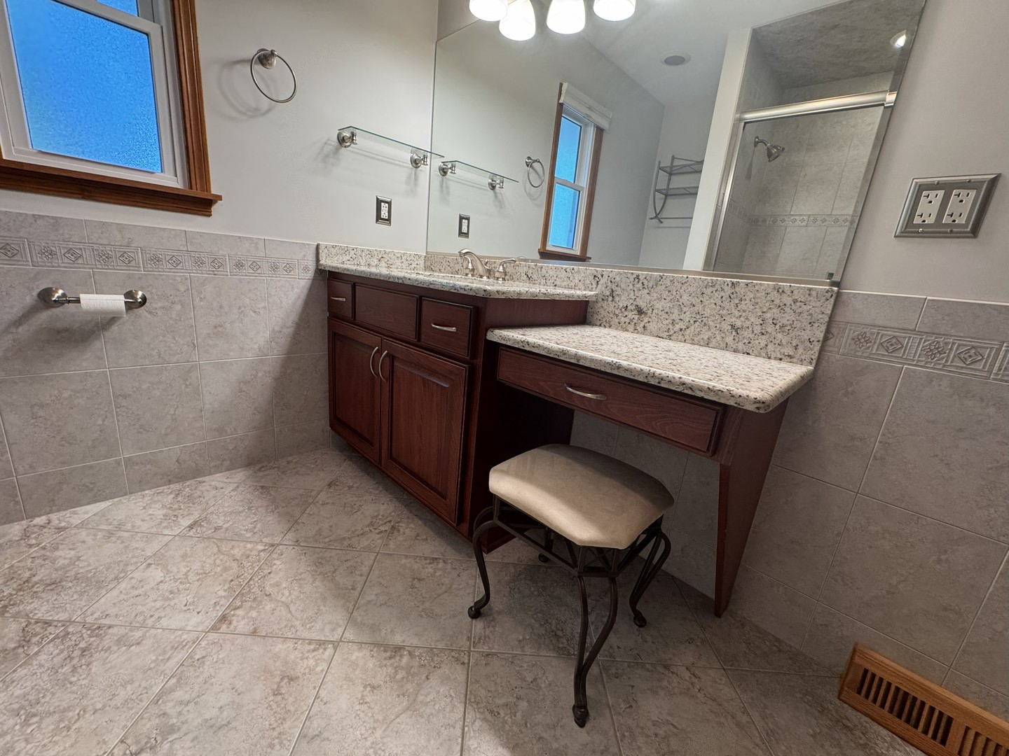 19714 Greenview Avenue, Mokena, IL 60448