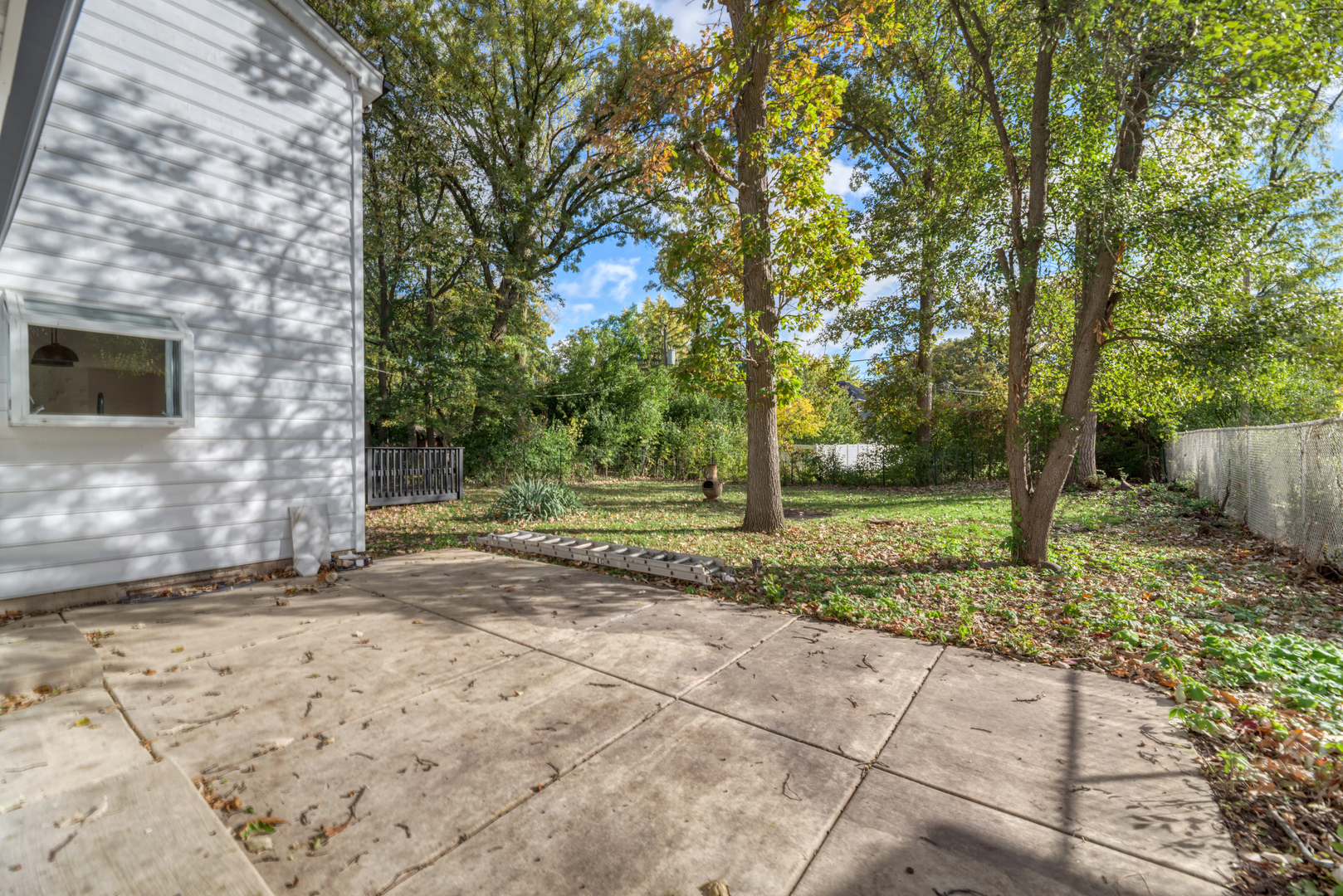 311 Montclare Lane, Wood Dale, IL 60191