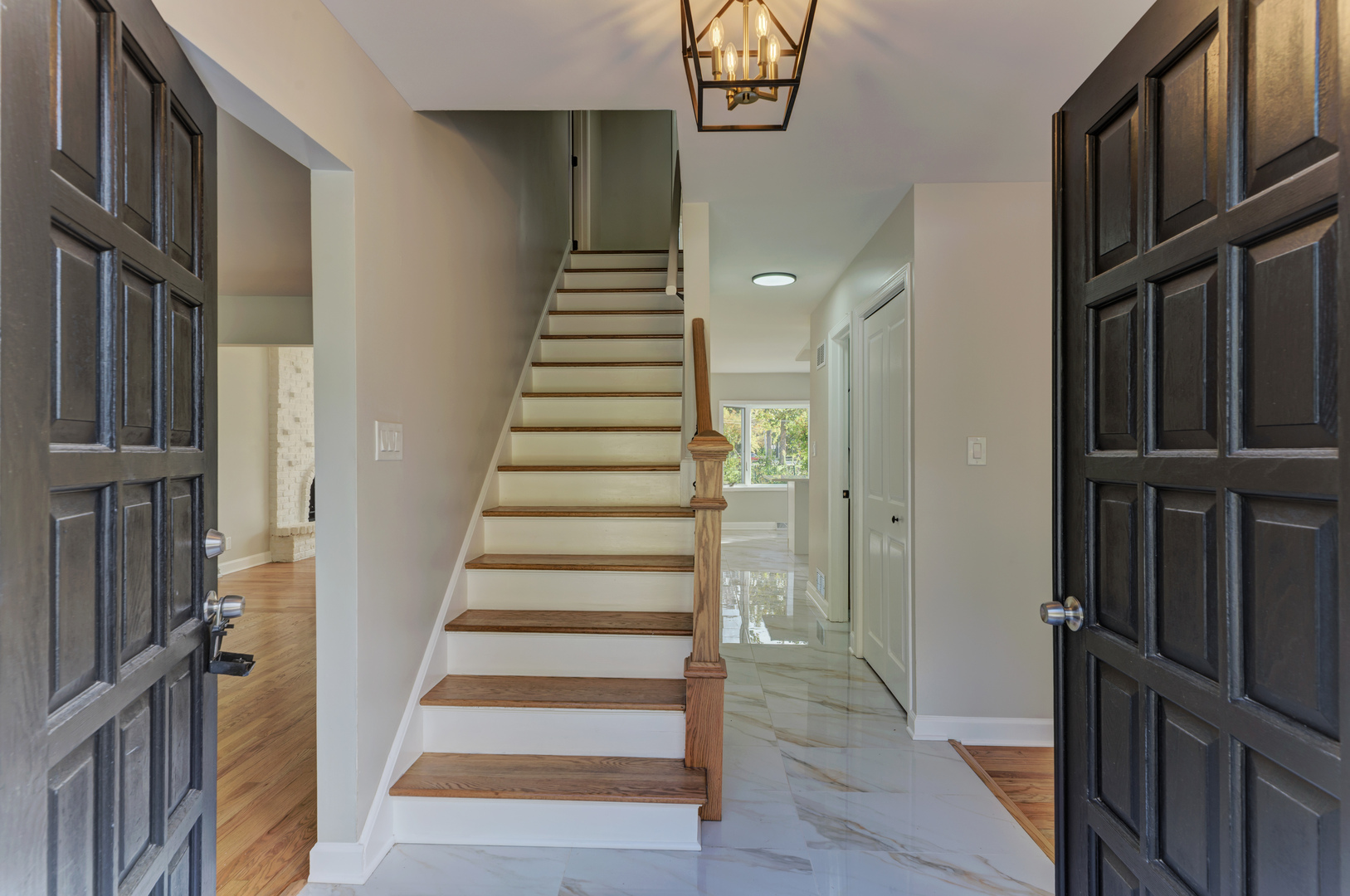 311 Montclare Lane, Wood Dale, IL 60191