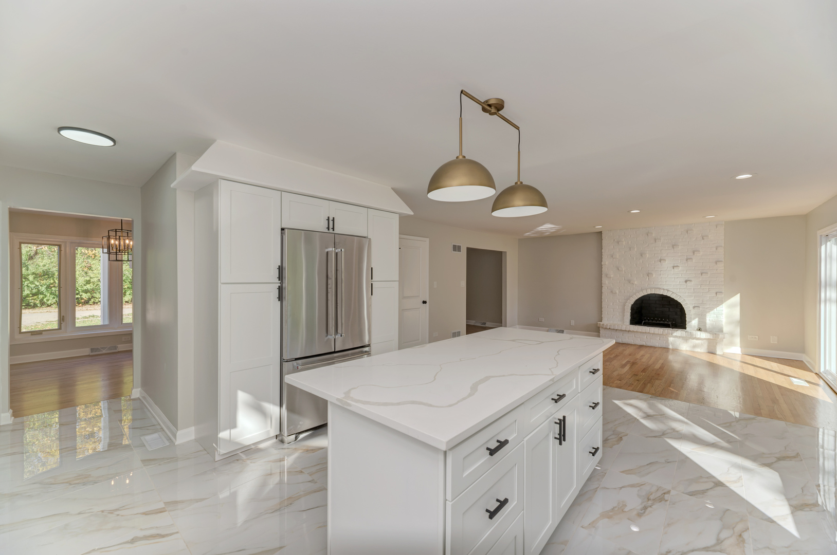 311 Montclare Lane, Wood Dale, IL 60191