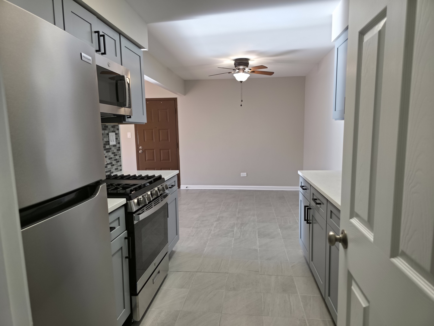 412 E Bailey Road #104, Naperville, IL 60565