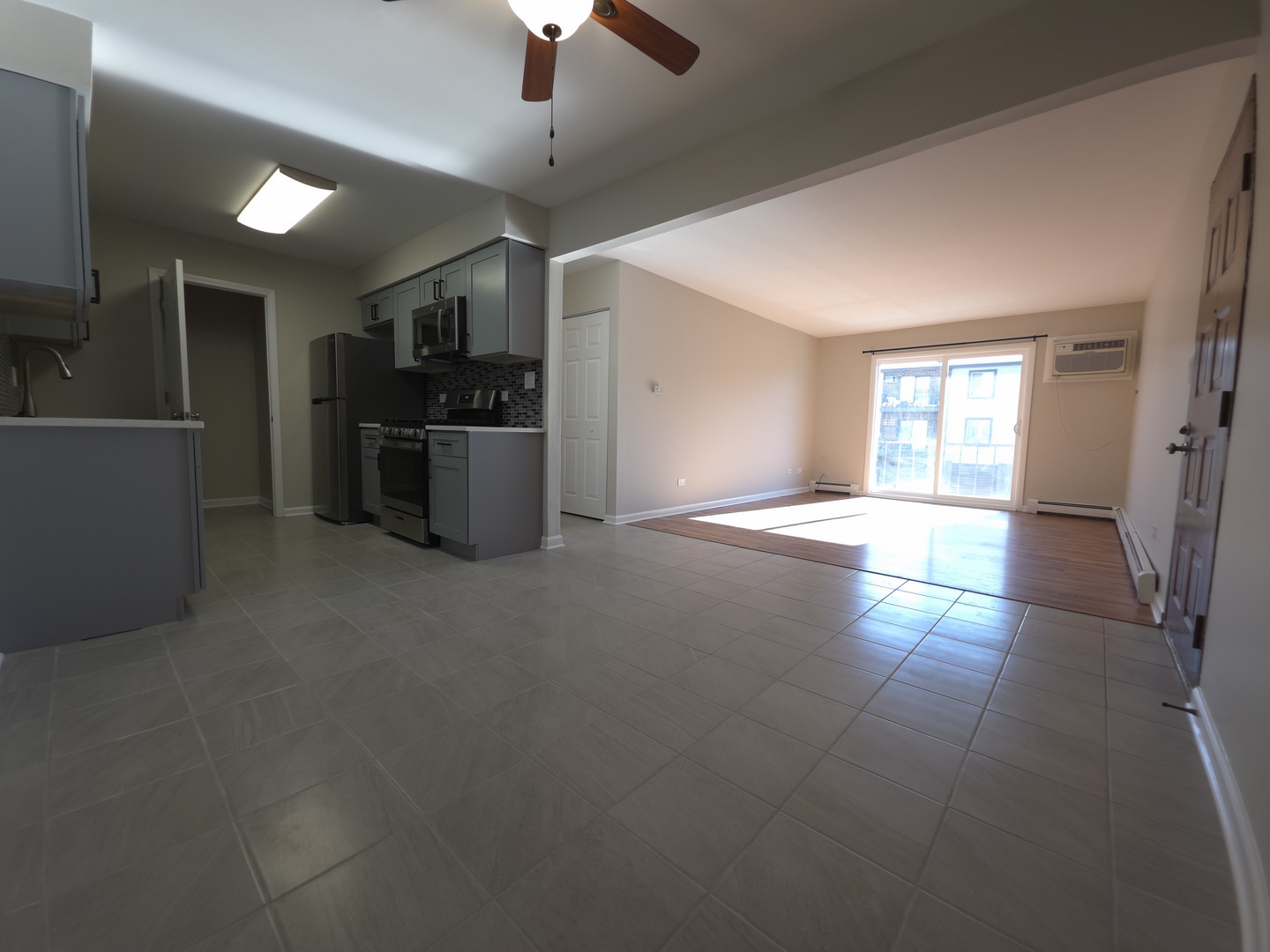 412 E Bailey Road #104, Naperville, IL 60565