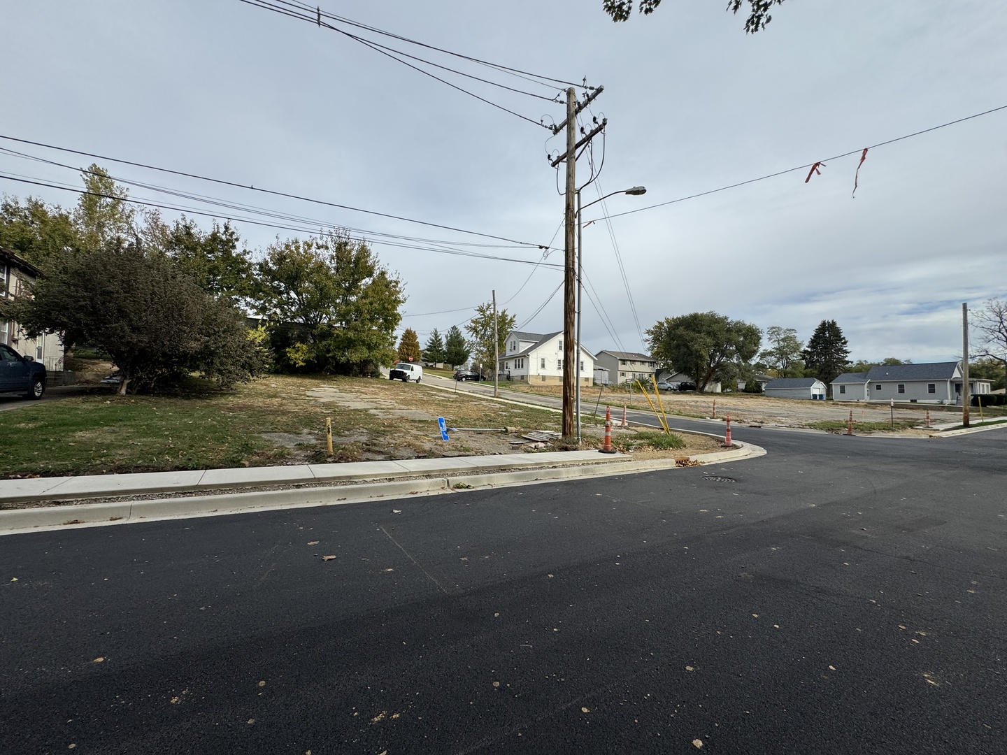 000 6th & St. Louis Street, Peru, IL 61354