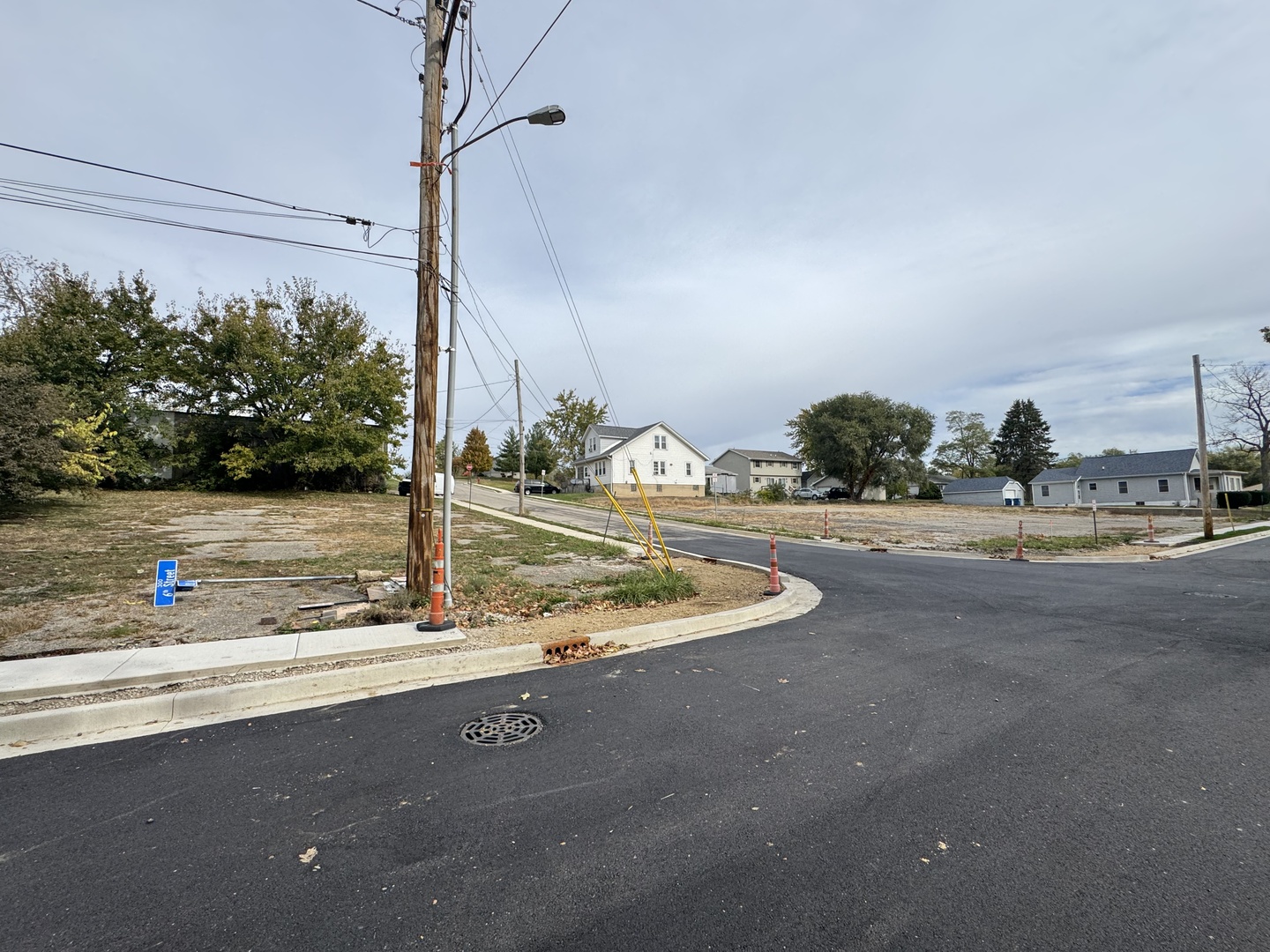 000 6th & St. Louis Street, Peru, IL 61354