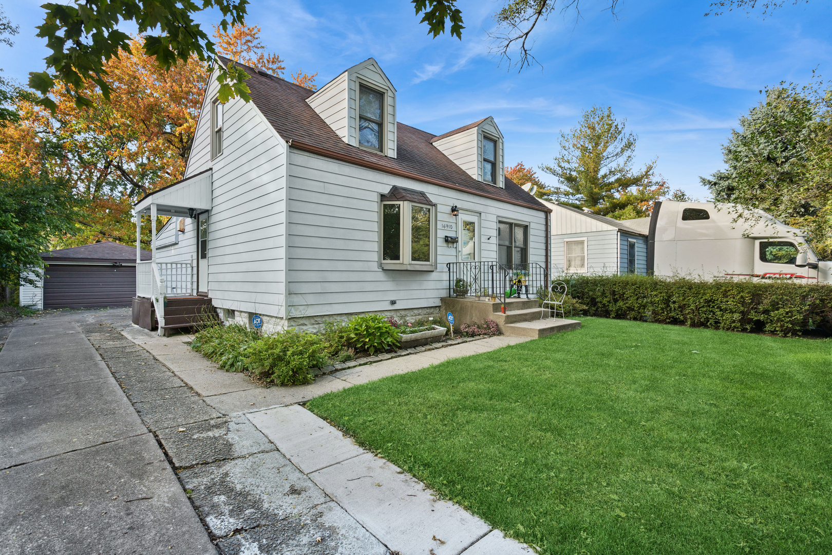 16910 Head Avenue, Hazel Crest, IL 60429