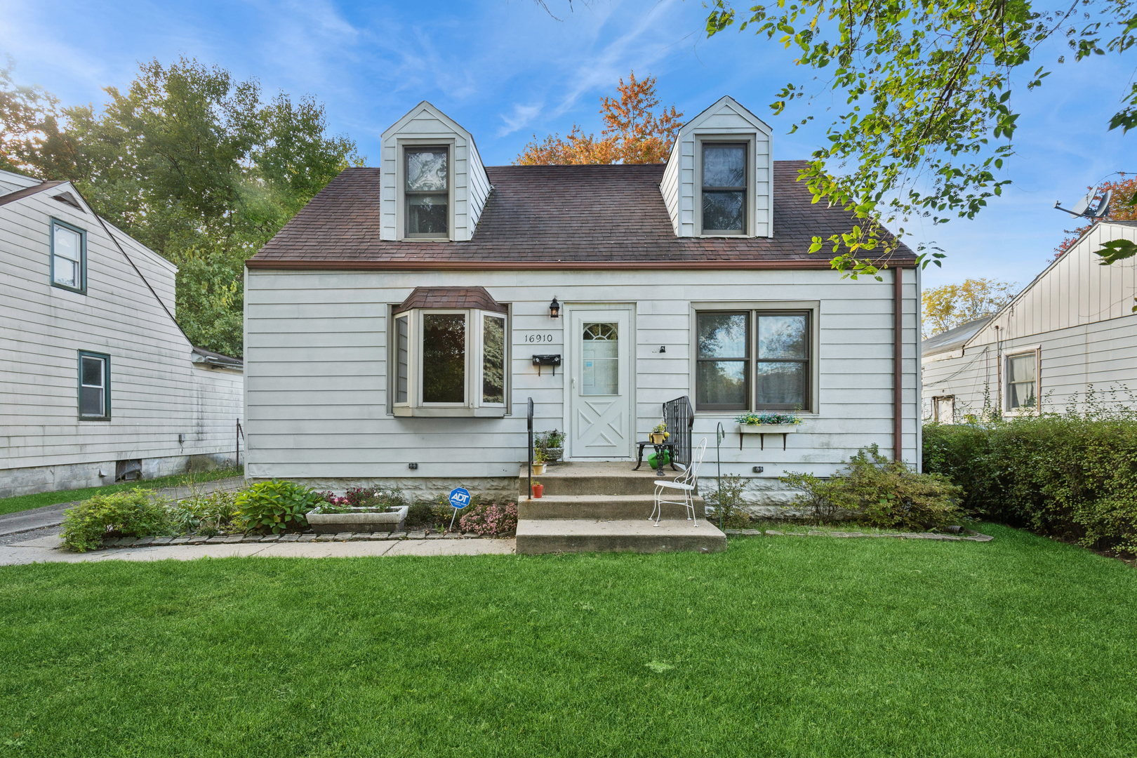 16910 Head Avenue, Hazel Crest, IL 60429