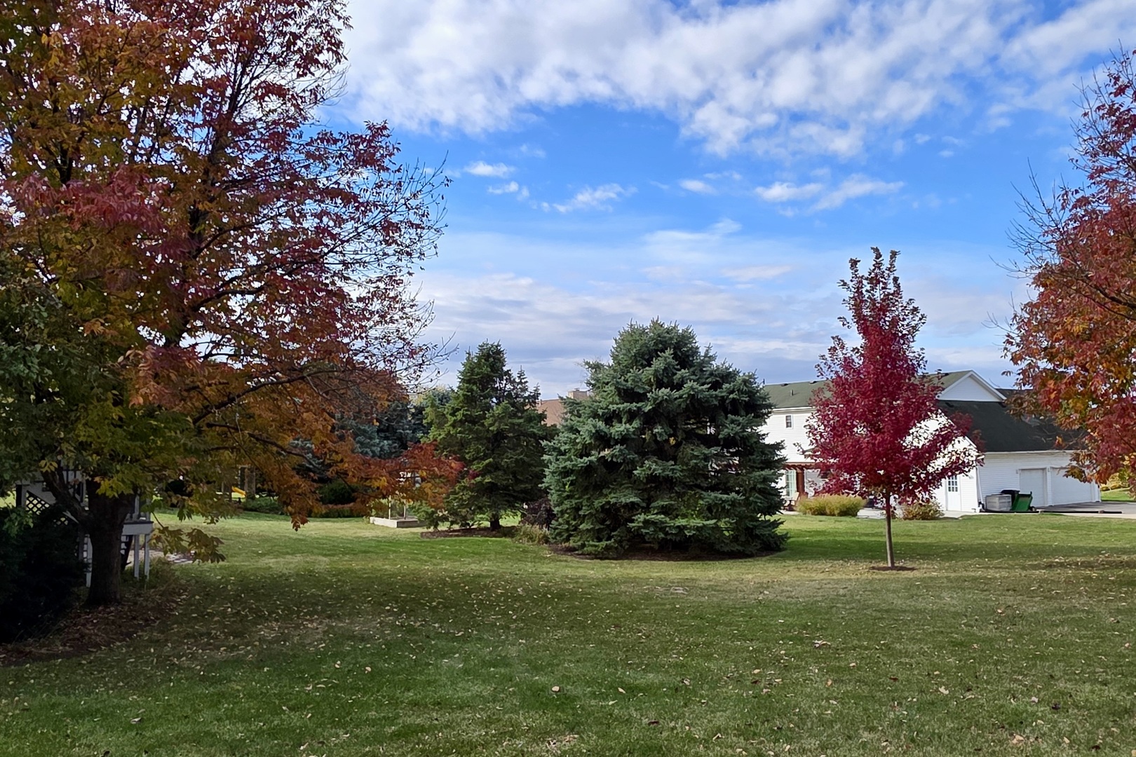 13622 Whitetail Drive, Bloomington, IL 61705