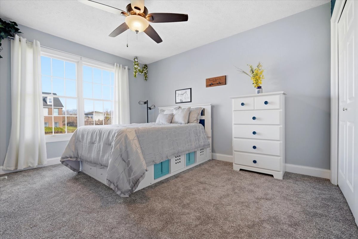 13622 Whitetail Drive, Bloomington, IL 61705