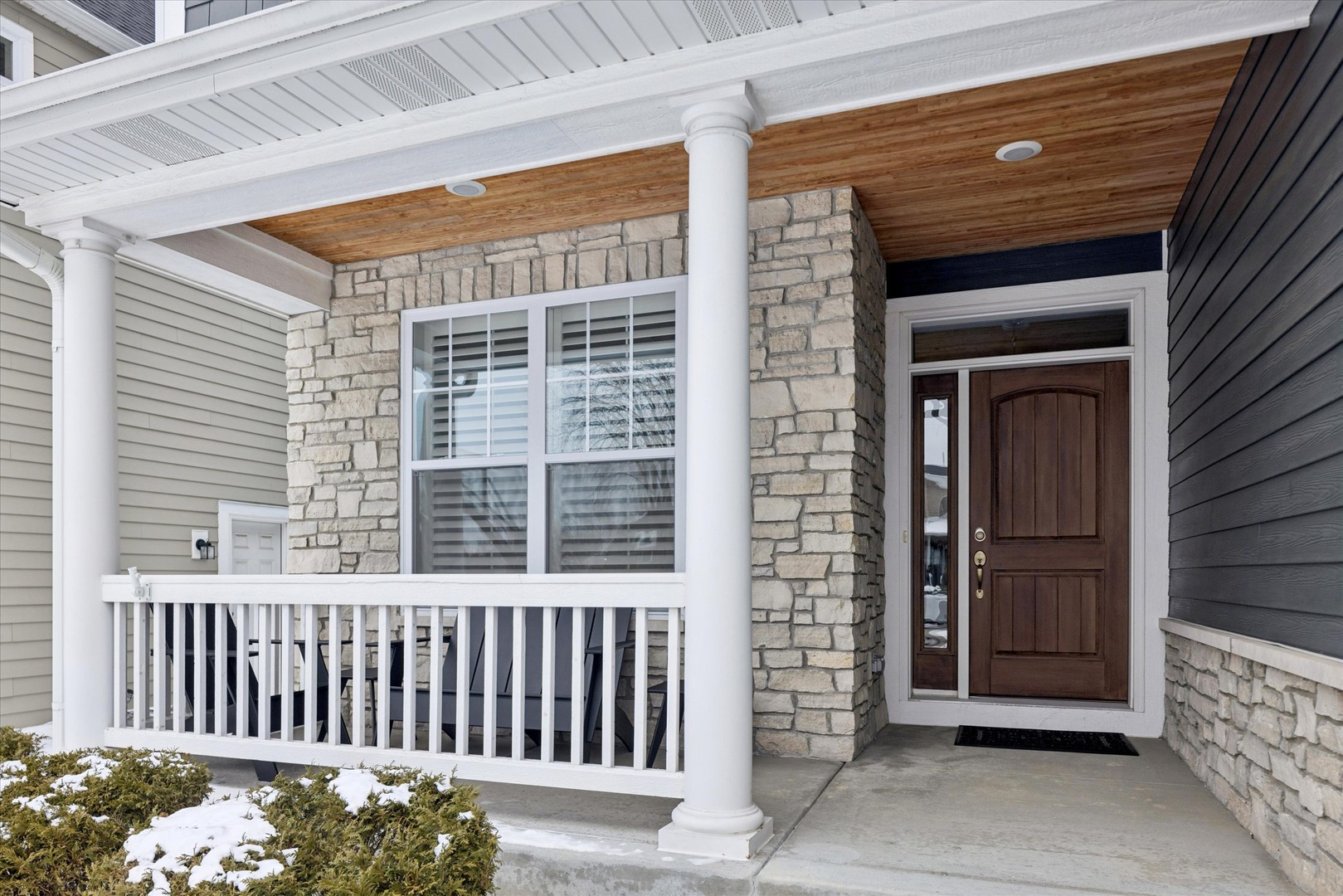 557 N Myrtle Avenue, Elmhurst, IL 60126