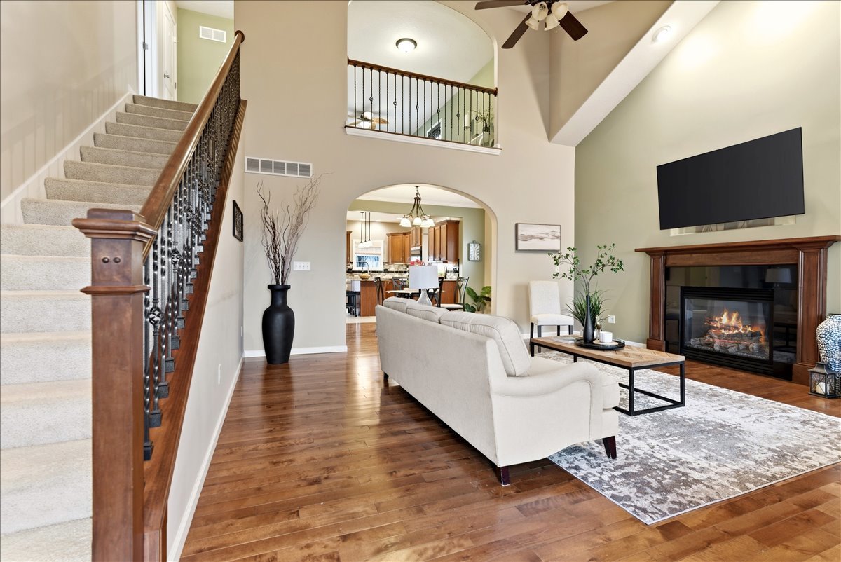 5101 Londonderry Road, Bloomington, IL 61704