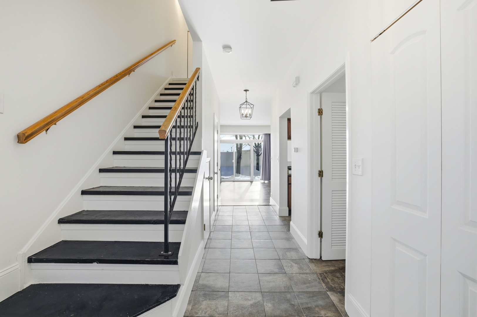 Schaumburg, IL 60193