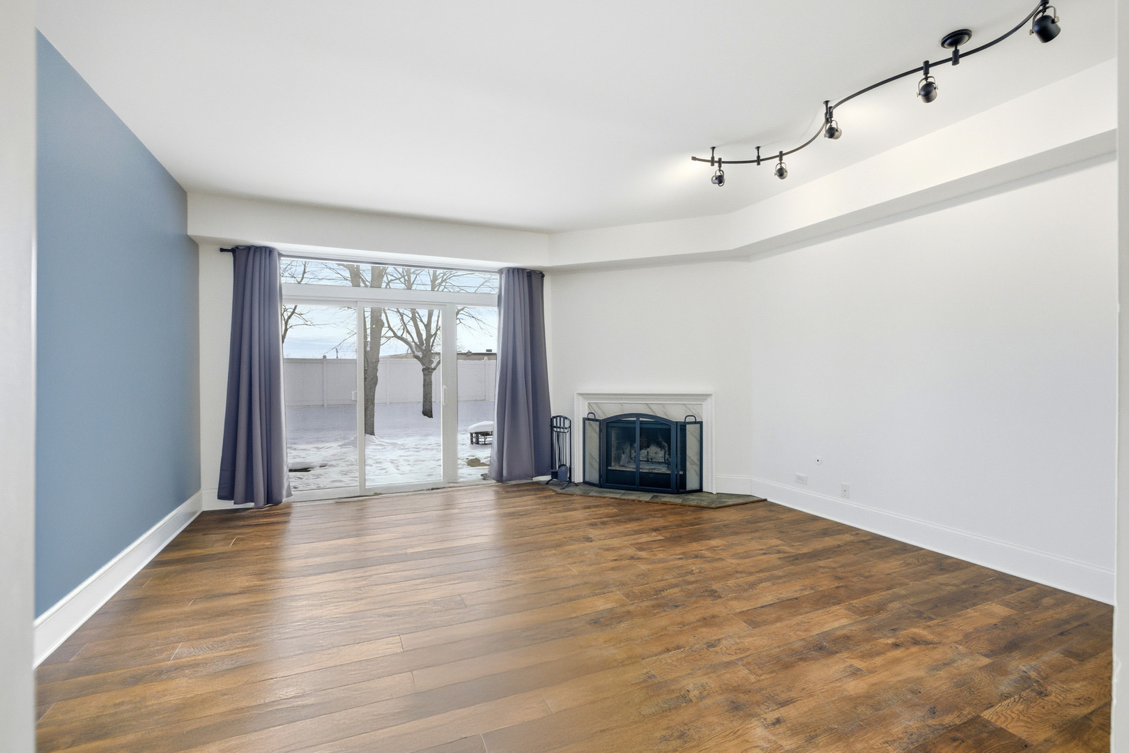 Schaumburg, IL 60193