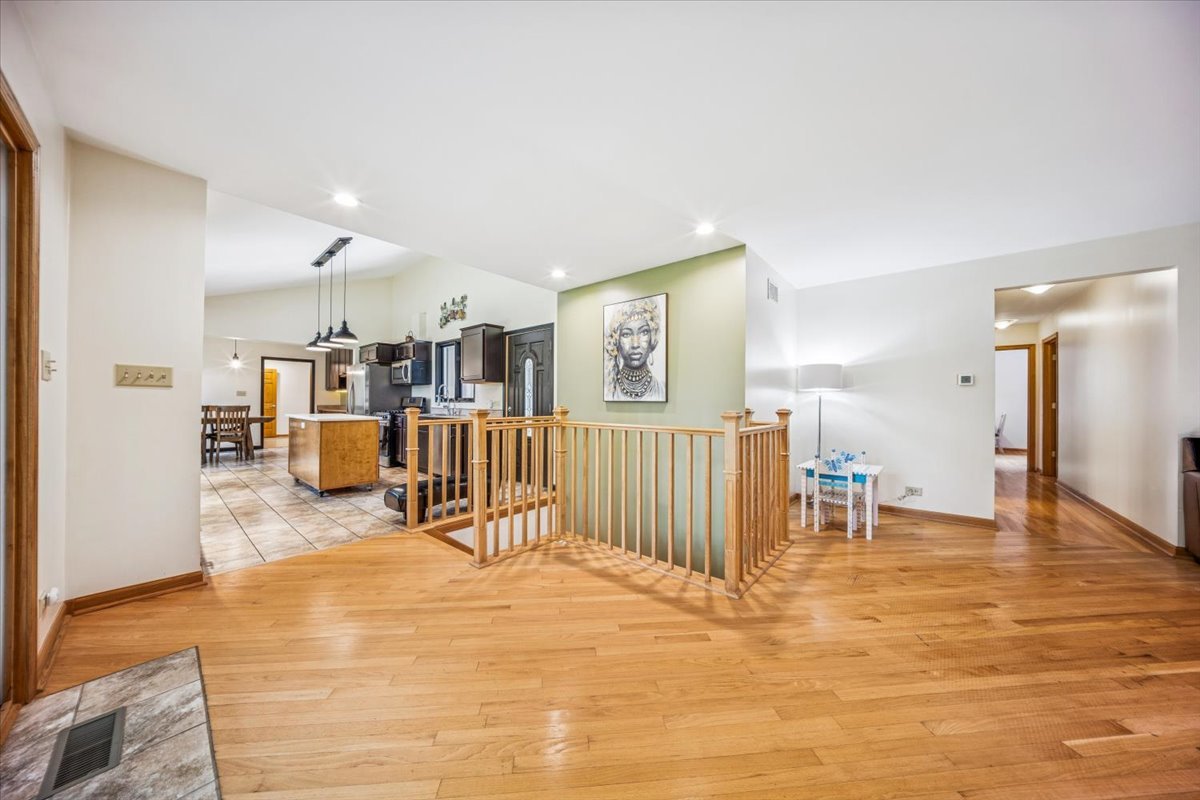 29W214 Lee Road, West Chicago, IL 60185