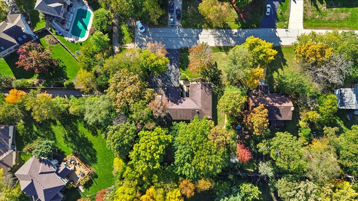 29W214 Lee Road, West Chicago, IL 60185