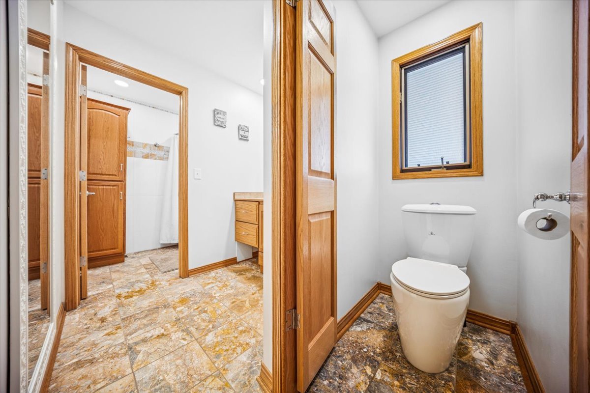 29W214 Lee Road, West Chicago, IL 60185