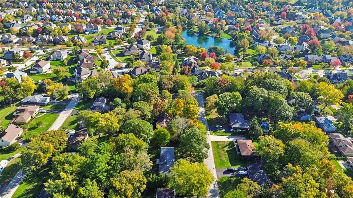 29W214 Lee Road, West Chicago, IL 60185