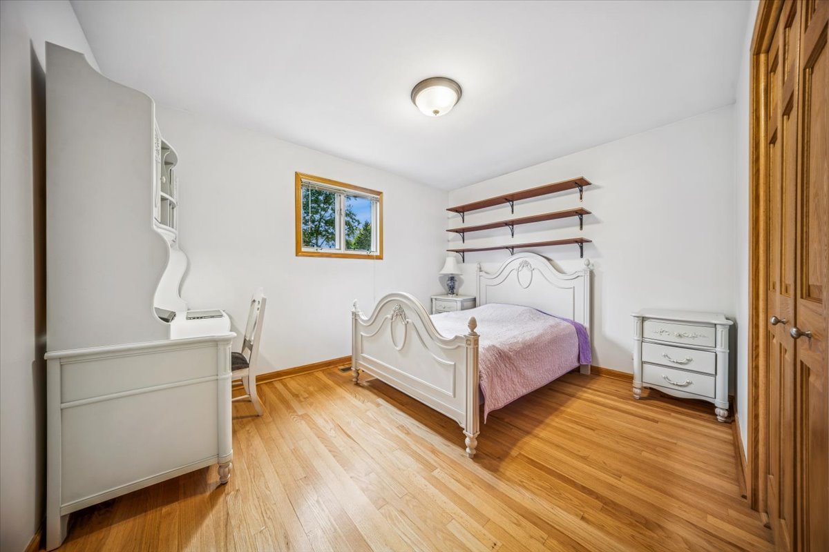 29W214 Lee Road, West Chicago, IL 60185