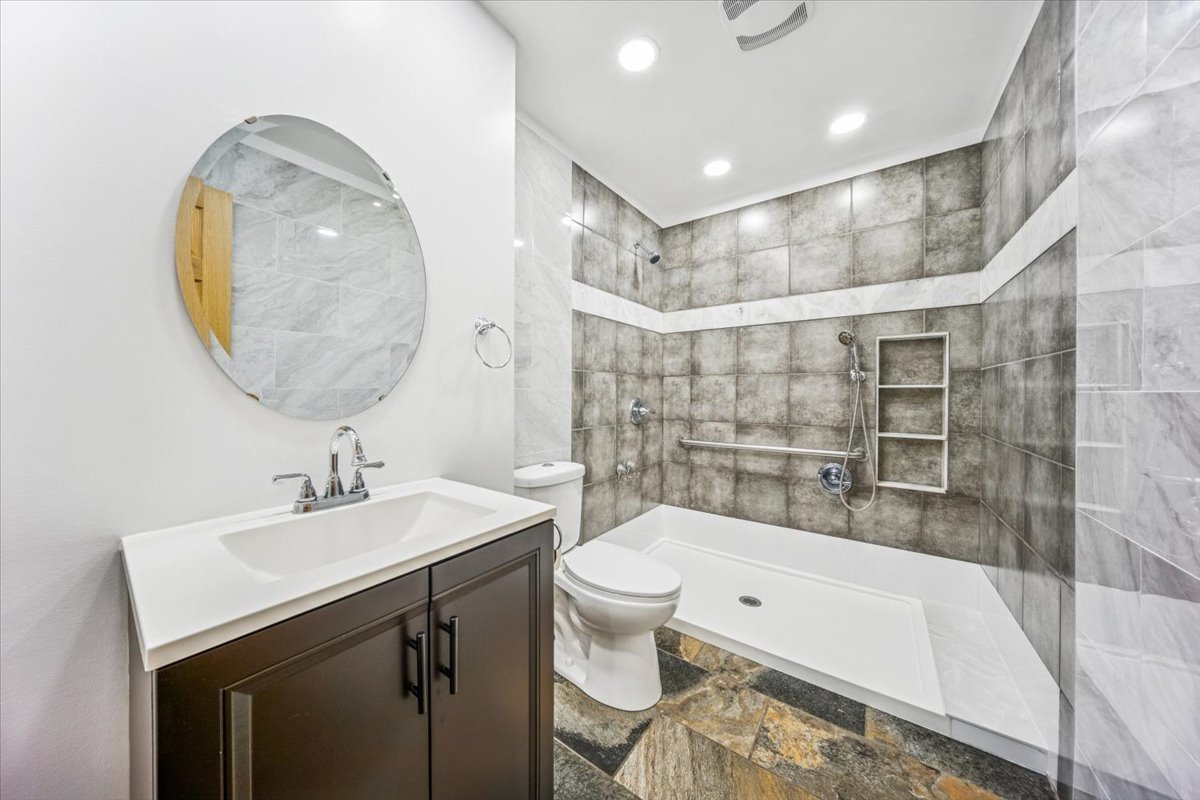 29W214 Lee Road, West Chicago, IL 60185