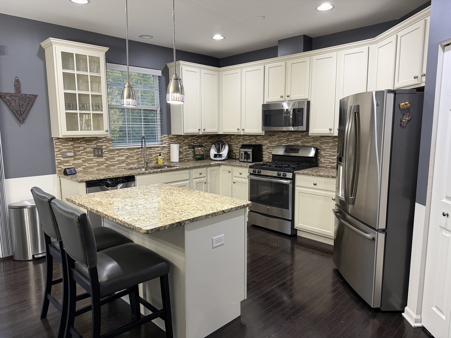 2911 Henley Lane #2911, Naperville, IL 60540