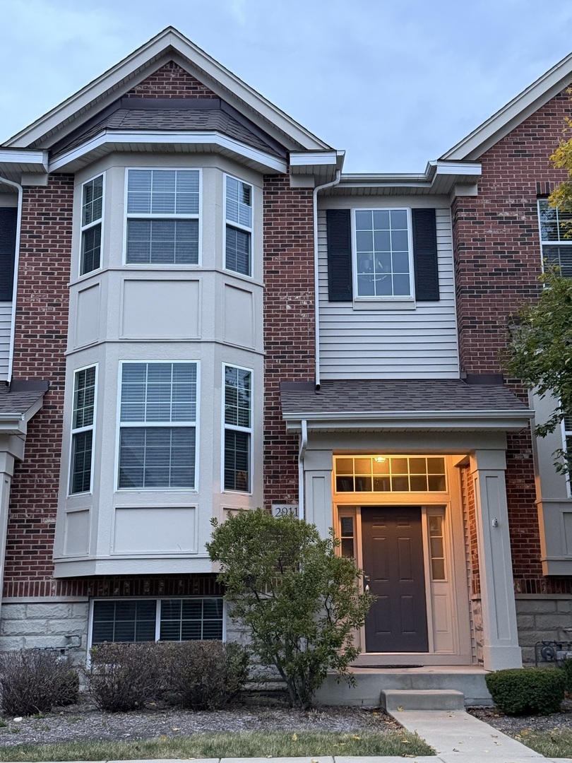 2911 Henley Lane #2911, Naperville, IL 60540