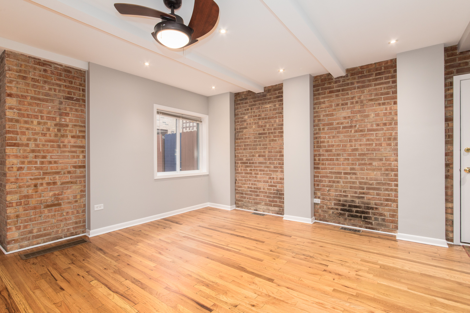 648 W Belden Avenue #B, Chicago, IL 60614
