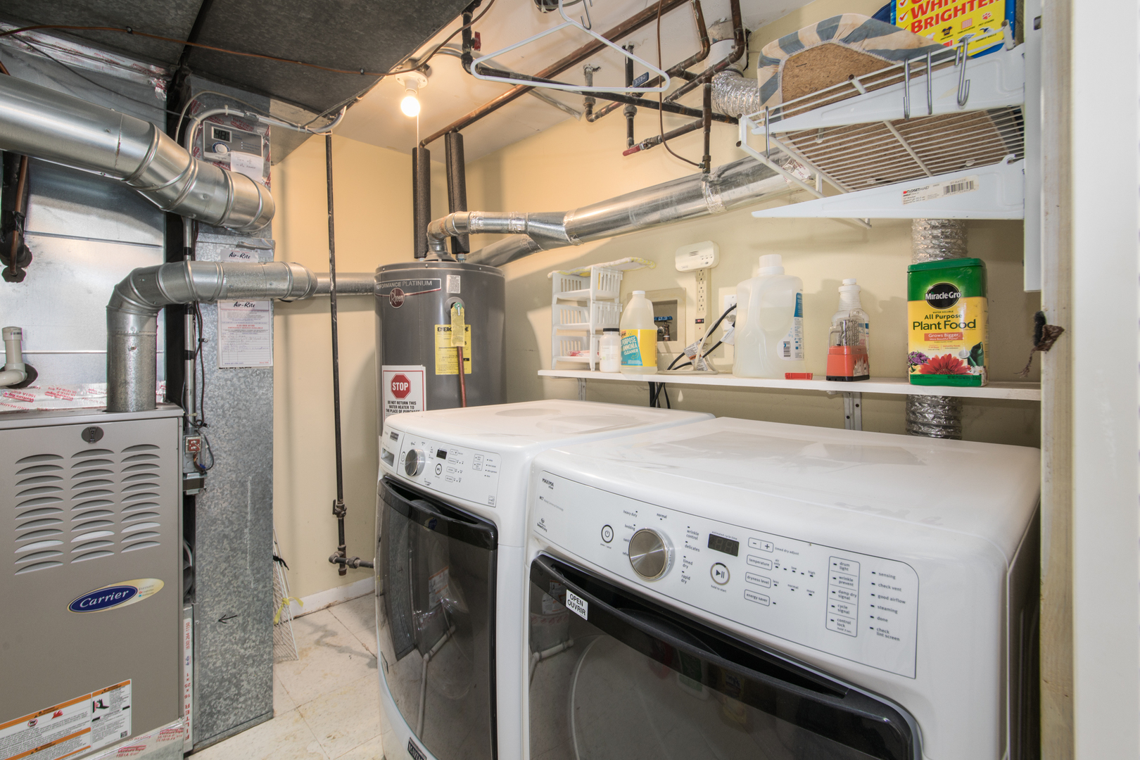 648 W Belden Avenue #B, Chicago, IL 60614