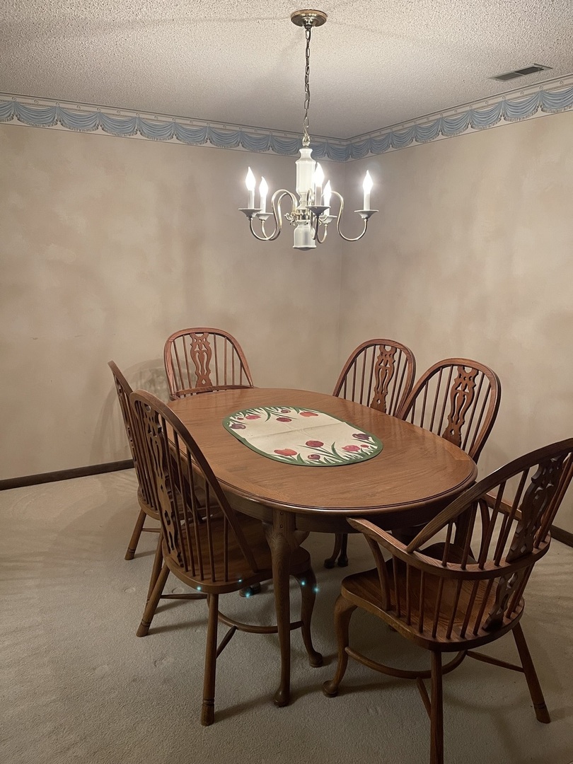 7800 W Foresthill Lane #104, Palos Heights, IL 60463