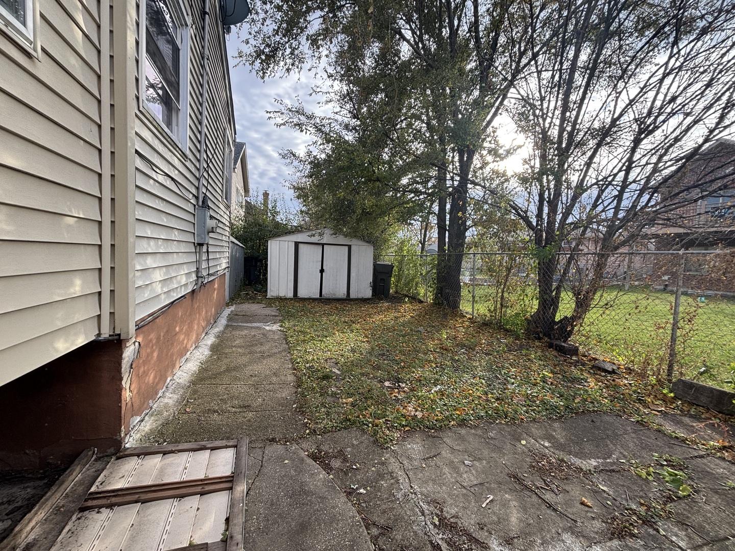 9326 Greenwood Avenue, Des Plaines, IL 60016