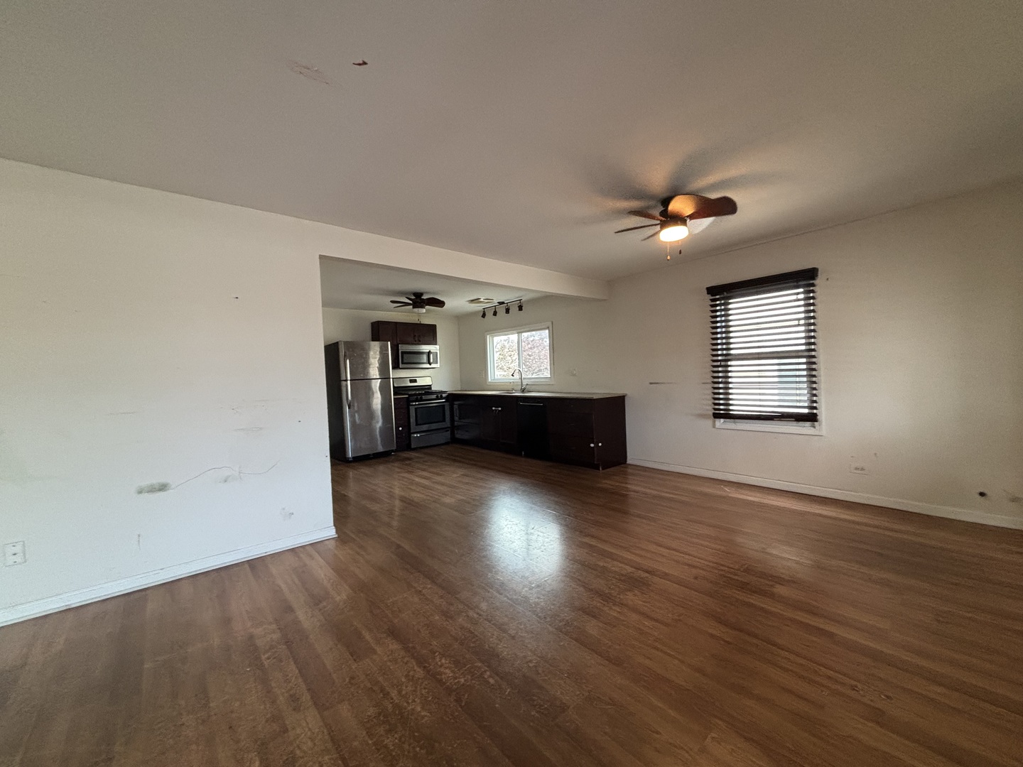 9326 Greenwood Avenue, Des Plaines, IL 60016