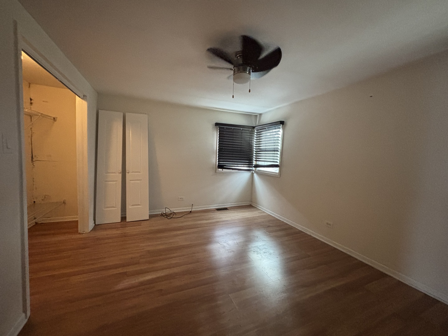 9326 Greenwood Avenue, Des Plaines, IL 60016