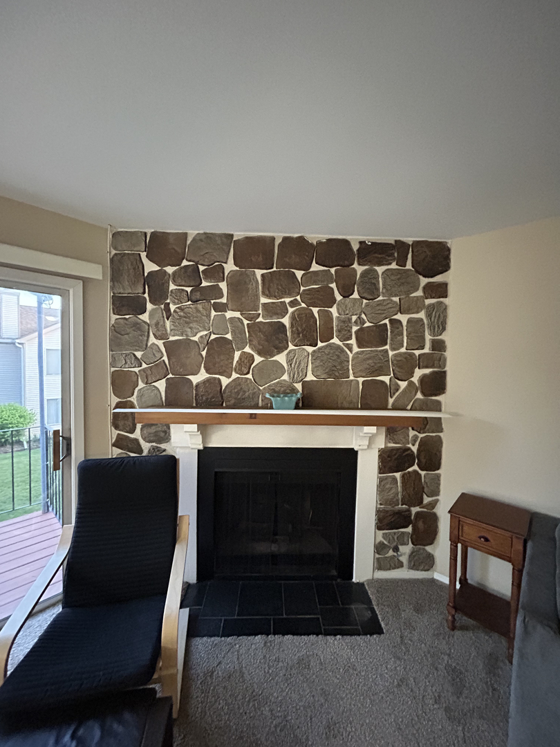 7030 Park Lane Court #203, Woodridge, IL 60517