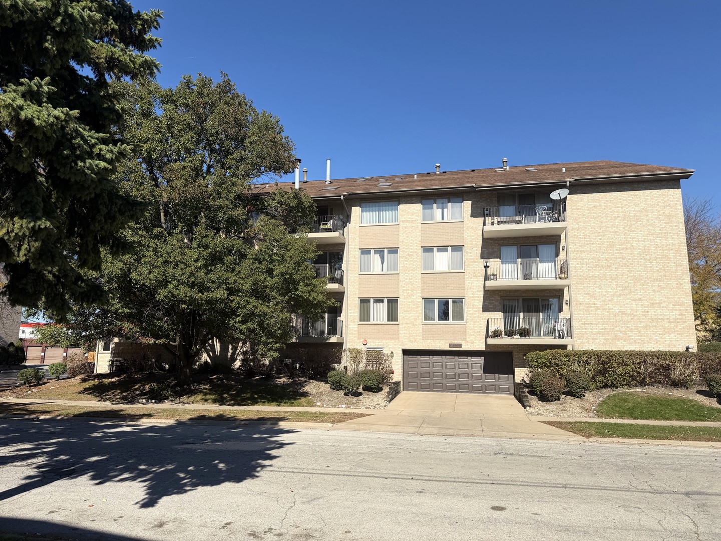4530 W 93rd Street #1D, Oak Lawn, IL 60453
