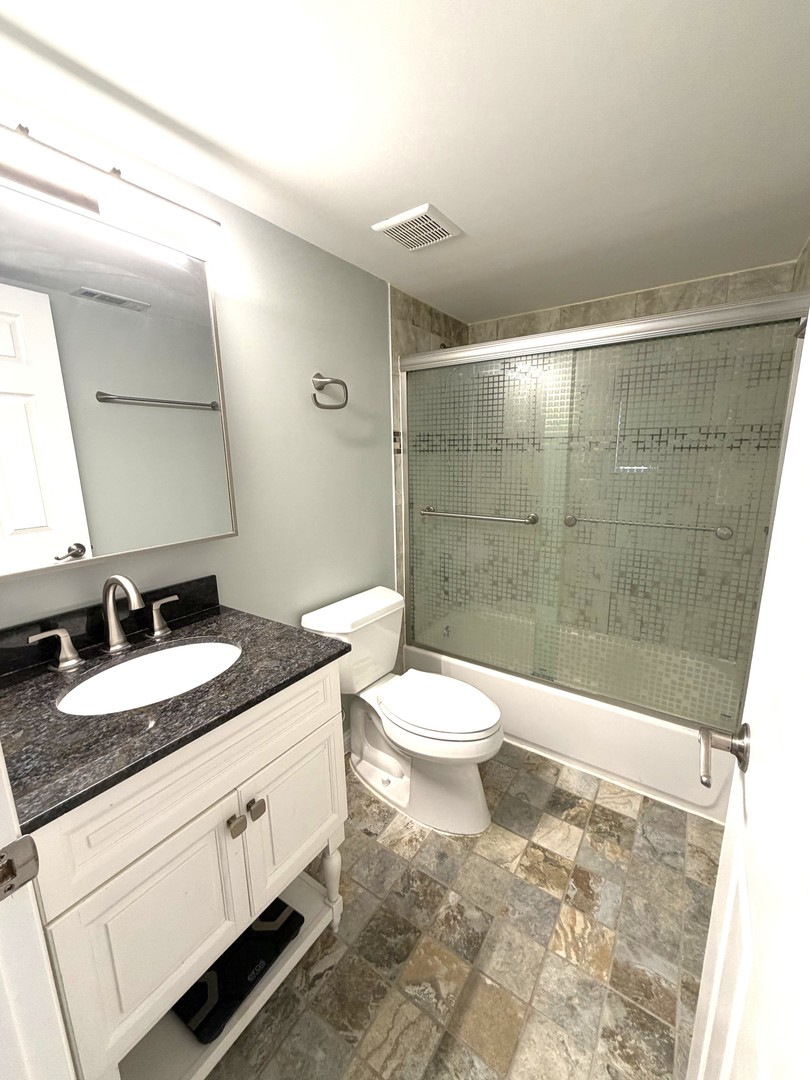 4530 W 93rd Street #1D, Oak Lawn, IL 60453