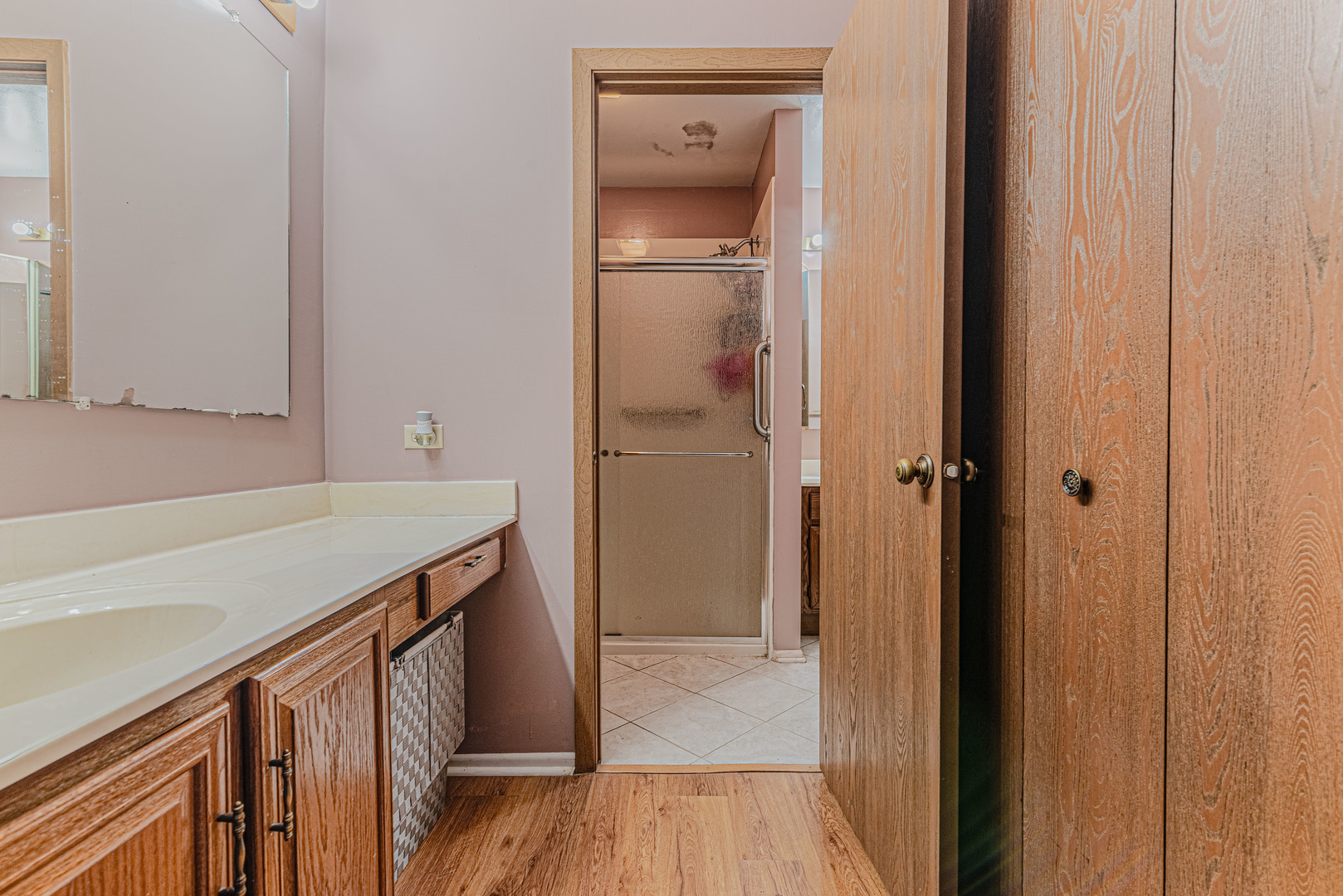 5 Creekside Circle #B, Elgin, IL 60123