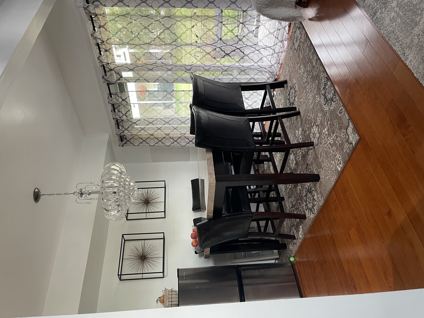 318 Juniper Circle, Streamwood, IL 60107