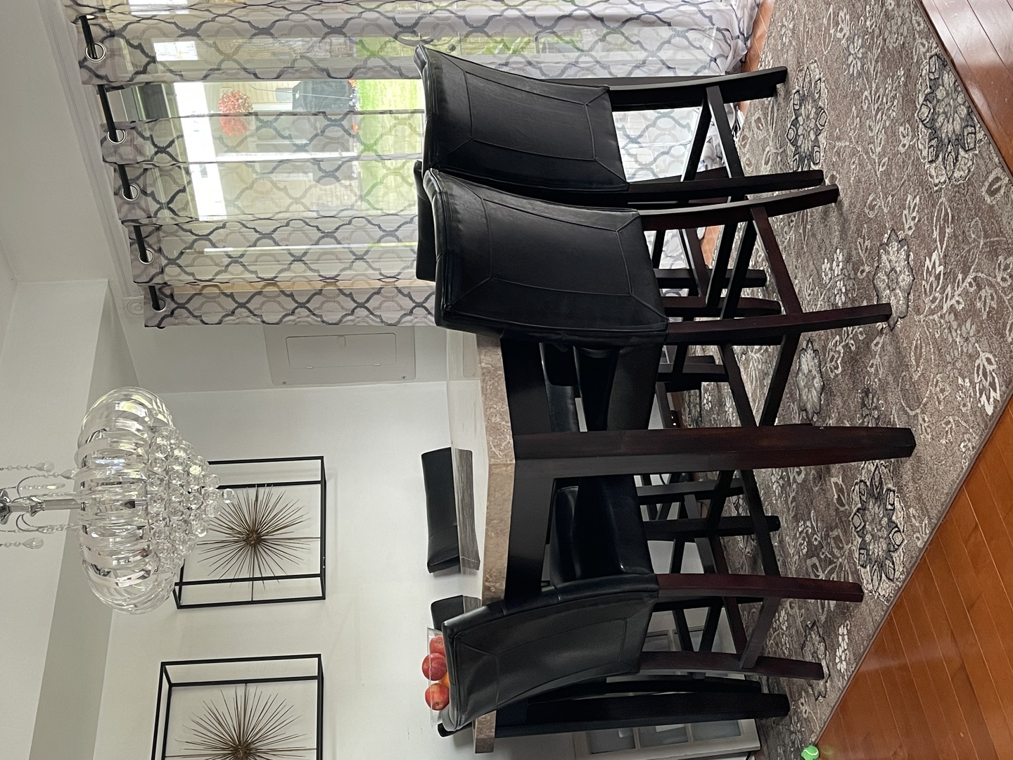 318 Juniper Circle, Streamwood, IL 60107