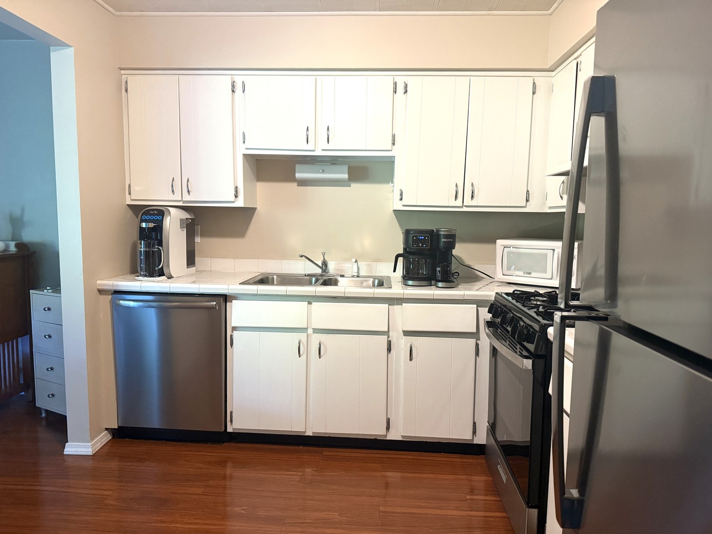 1705 Lakecliffe Drive #C, Wheaton, IL 60189