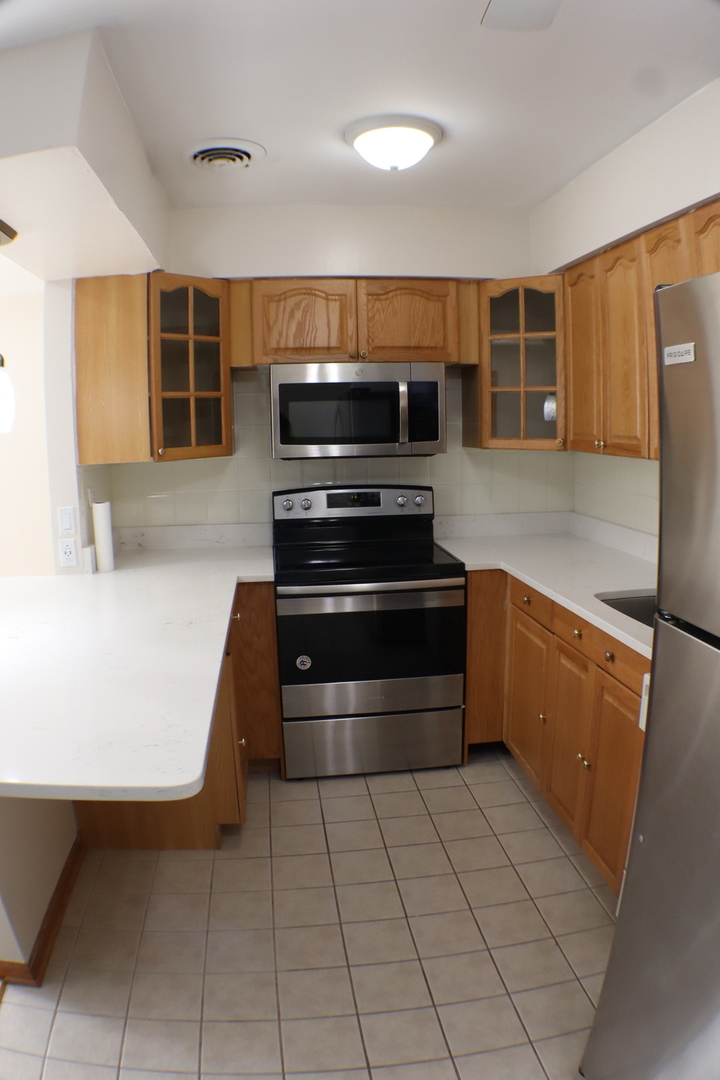 1130 Dunlop Avenue #2C, Forest Park, IL 60130