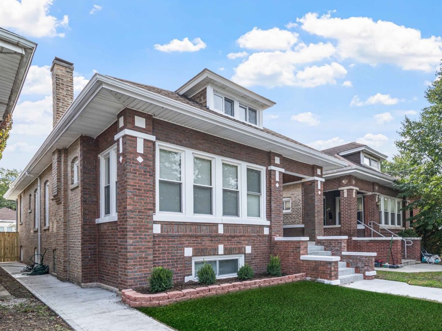 7537 S CLYDE Avenue, Chicago, IL 60649
