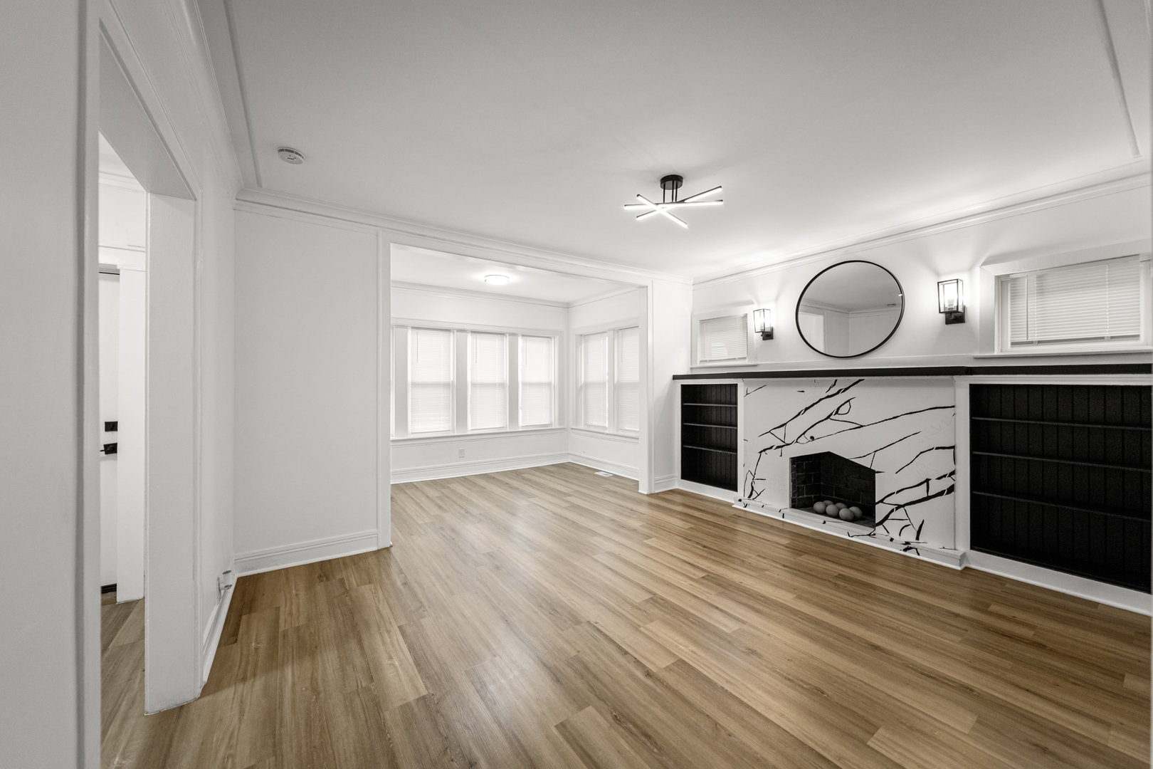 7537 S CLYDE Avenue, Chicago, IL 60649
