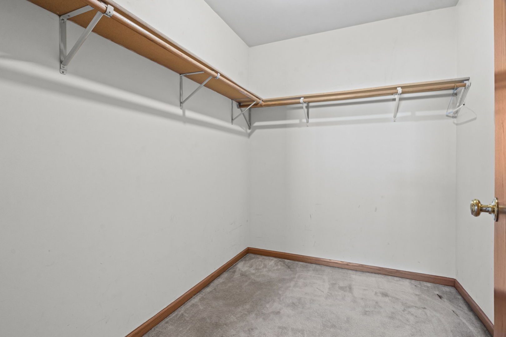 2034 Manico Court #101, Crest Hill, IL 60403