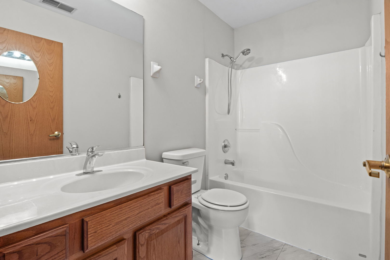 2034 Manico Court #101, Crest Hill, IL 60403