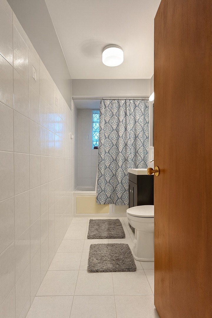 4807 N Harlem Avenue #3, Chicago, IL 60656