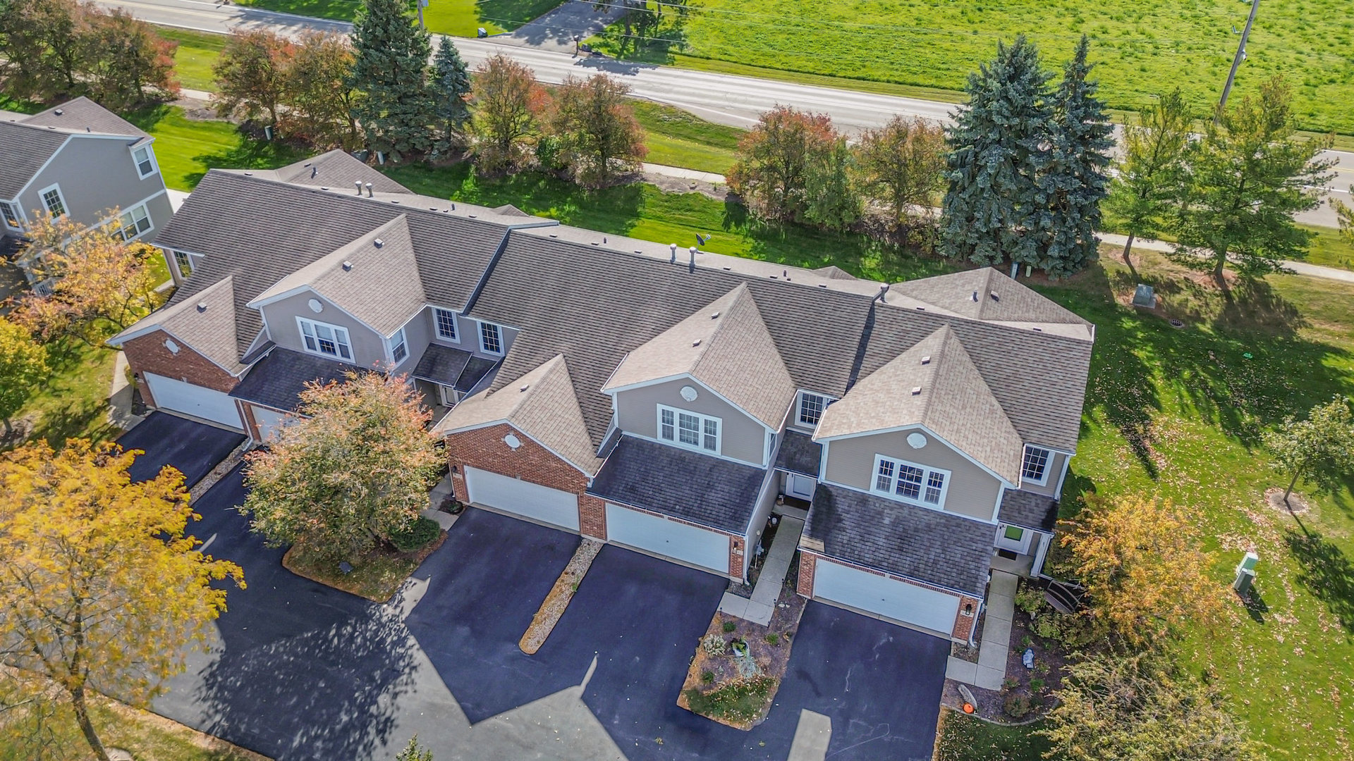 16043 Tiger Drive, Lockport, IL 60441