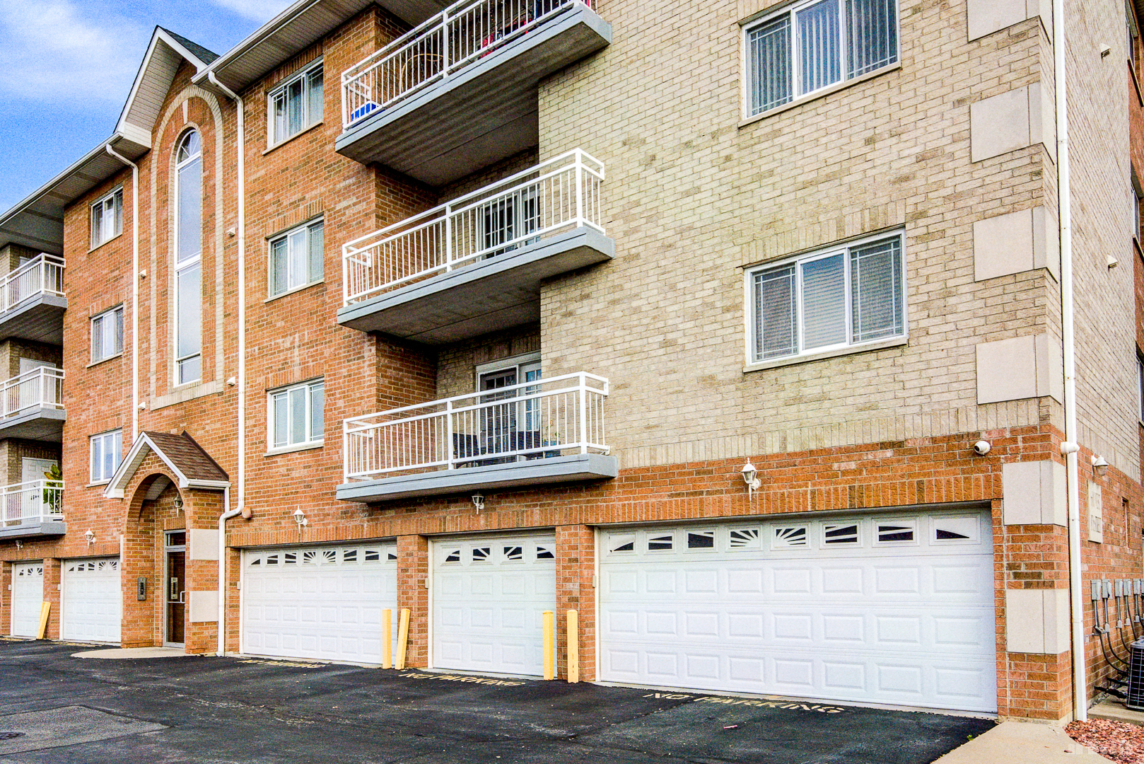 6600 W 87th Street #3SW, Burbank, IL 60459