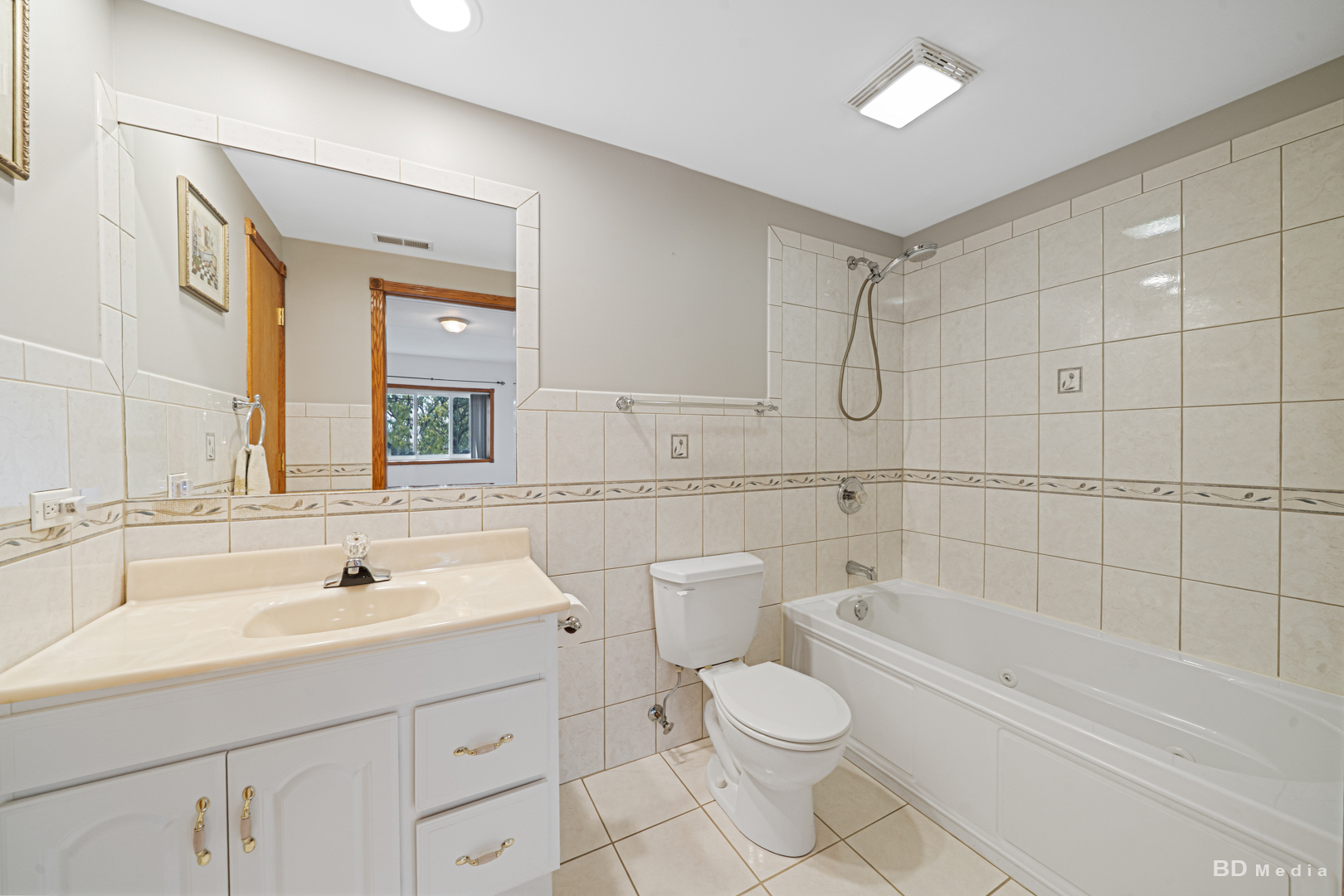 6600 W 87th Street #3SW, Burbank, IL 60459