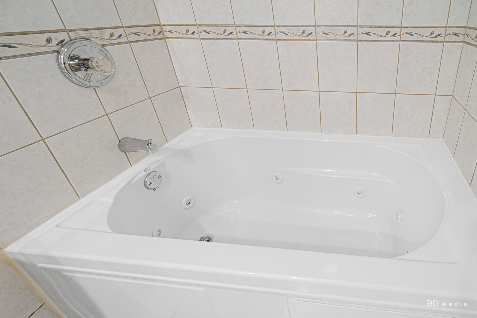 6600 W 87th Street #3SW, Burbank, IL 60459