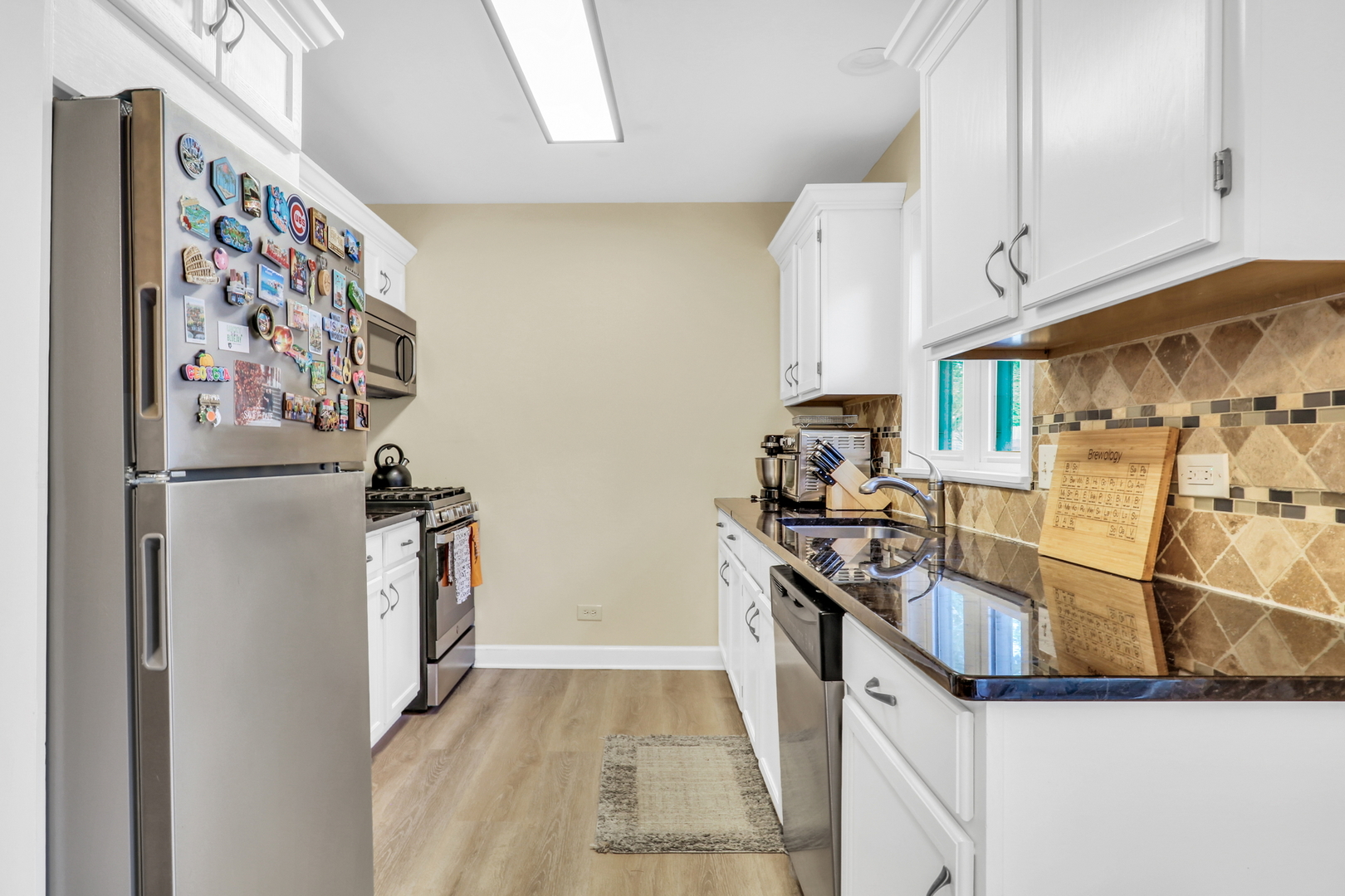 130 Shadydell Avenue, Mundelein, IL 60060