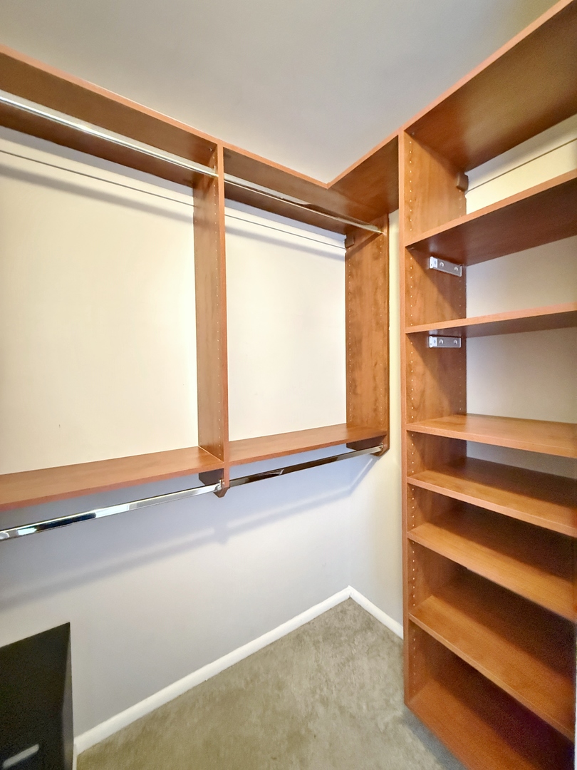 3550 N Lake Shore Drive #610, Chicago, IL 60657