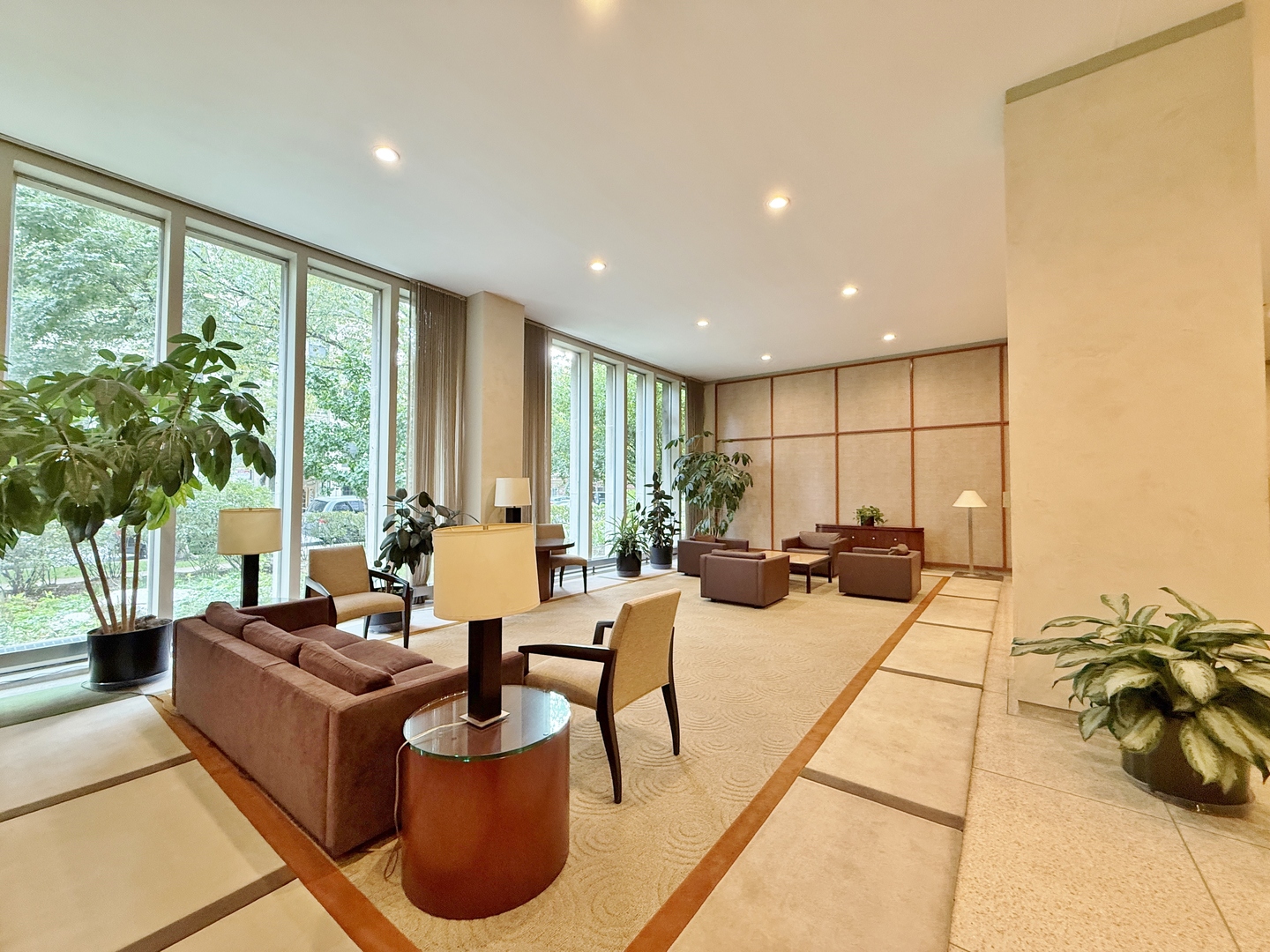 3550 N Lake Shore Drive #610, Chicago, IL 60657